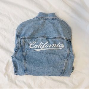 🌈BOGO SALE🌈 BRANDY MELVILLE DENIM JACKET